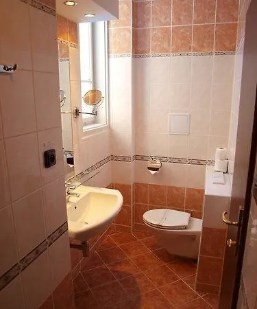 Hotel Ea Jessenius Karlovy Vary