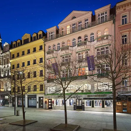 Ea Jessenius Hotel 3*