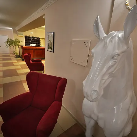 Ea Jessenius Hotel 3*